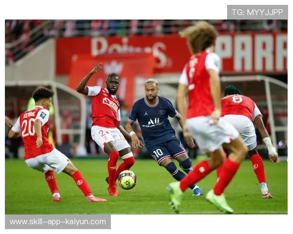 法甲： Monaco 3-1击败兰斯，戈麦斯双响助队取胜